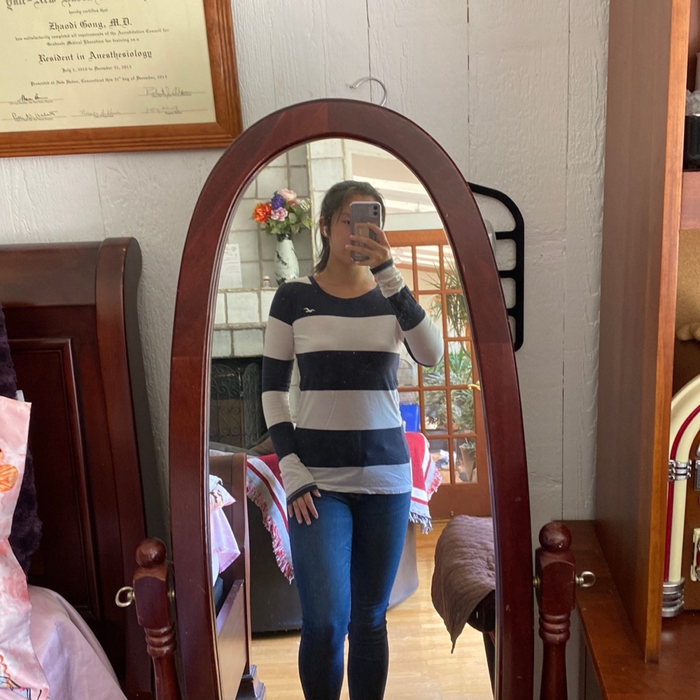 Hollister Long Sleeve